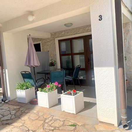Lovely Apartment In The Groundfloor زادار المظهر الخارجي الصورة