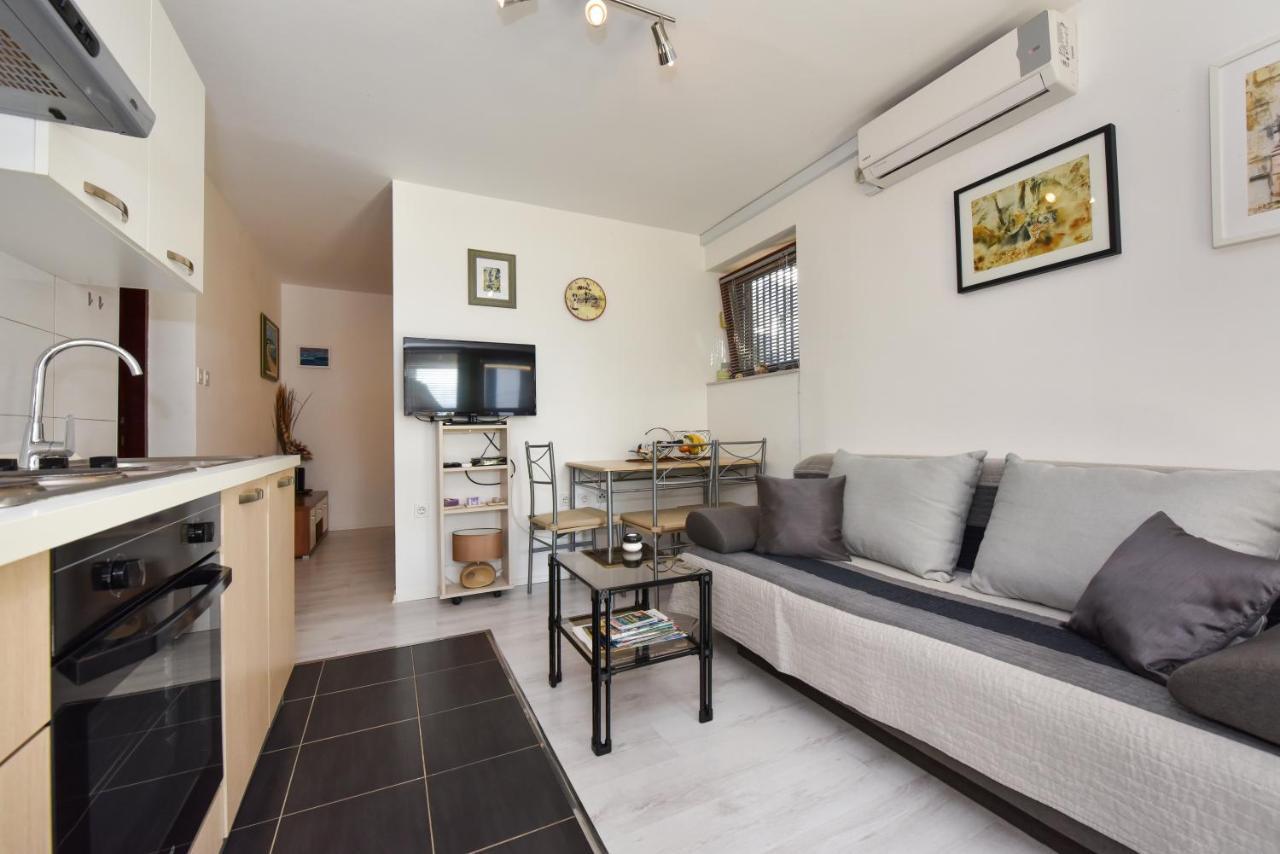 Lovely Apartment In The Groundfloor زادار المظهر الخارجي الصورة